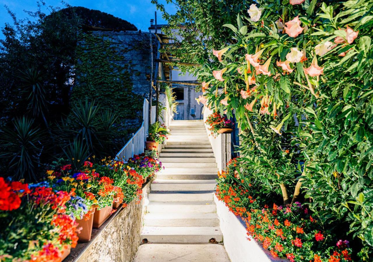 La Margherita Fiorita Ravello Luaran gambar