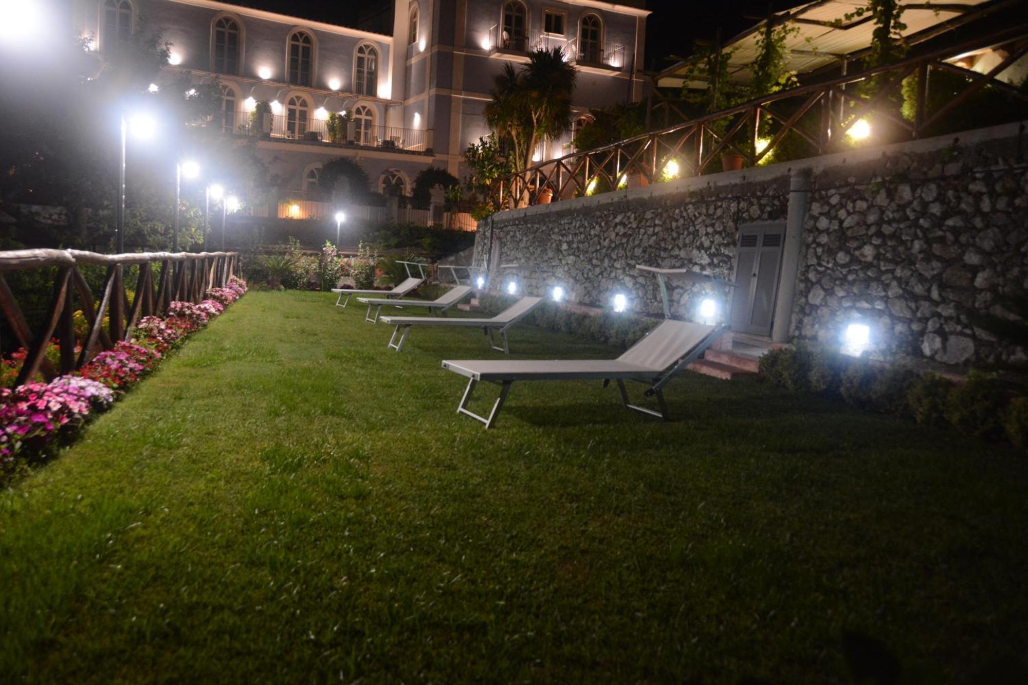 La Margherita Fiorita Ravello Luaran gambar